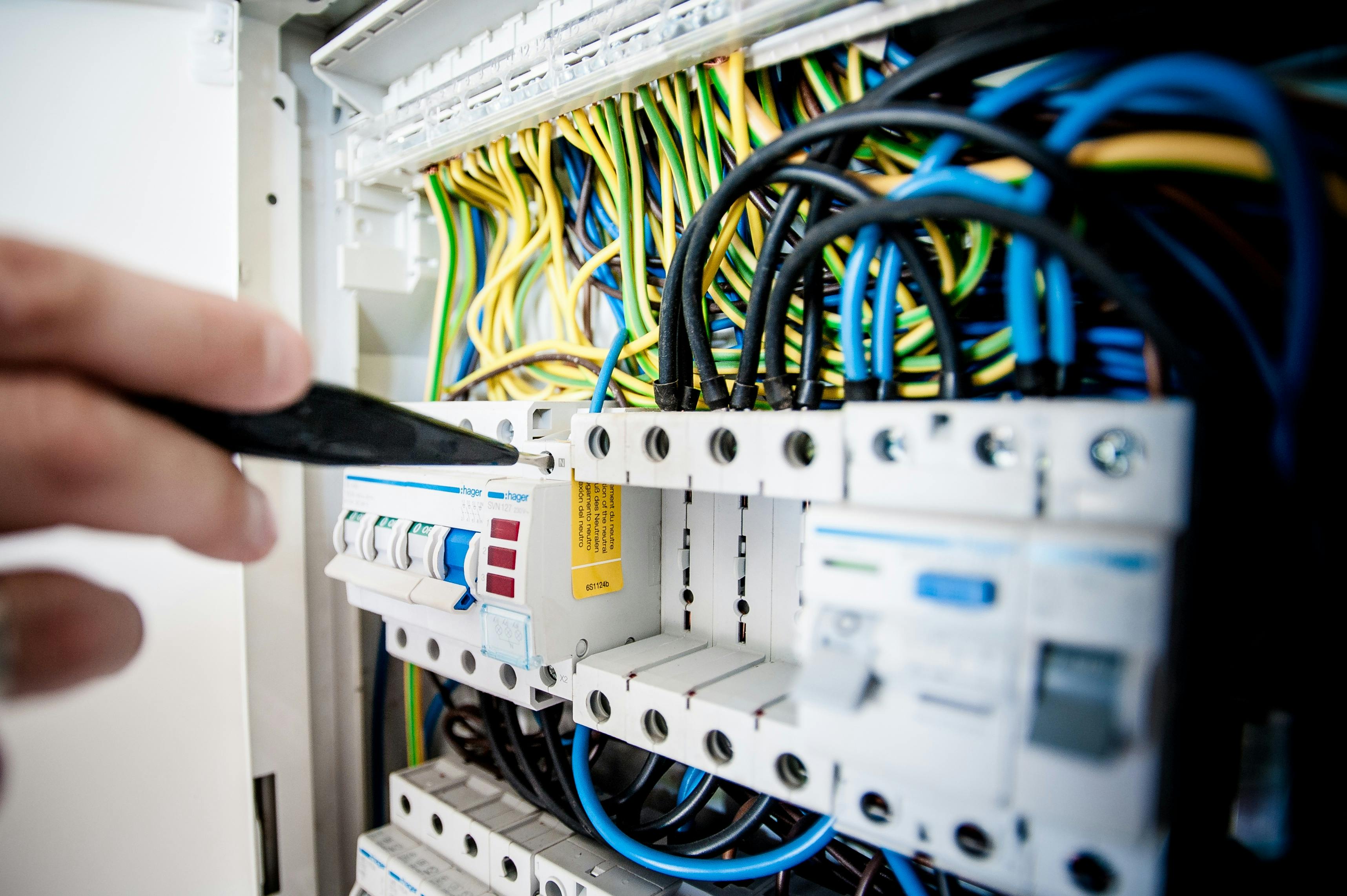Why Electrical Panels Fail in Indian Summer